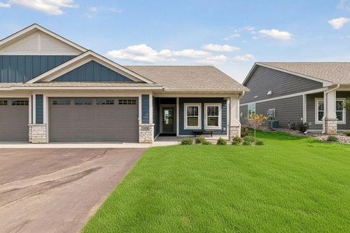 1479 Kenai Pl, River Falls, WI, 54022-4947 | Card Image