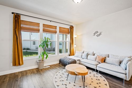 1217 S 200 E, Spanish Fork, UT, 84660-2456 | Card Image