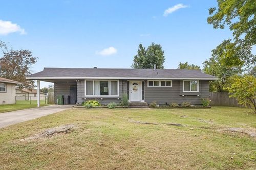 702 E Sumac St, Rogers, AR, 72756-6036 | Card Image