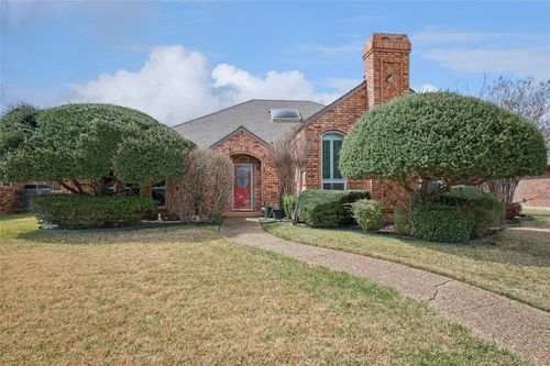 2528 Willowdale Dr, Carrollton, TX, 75006-2031 | Card Image