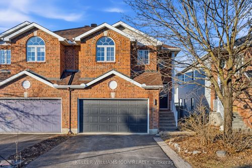 125 Castle Glen Crescent, Kanata, ON, K2L4G9 | Card Image