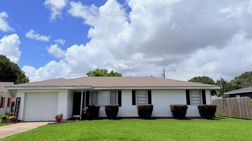 1412 Lamar Ave, Nederland, TX, 77627-3414 | Card Image