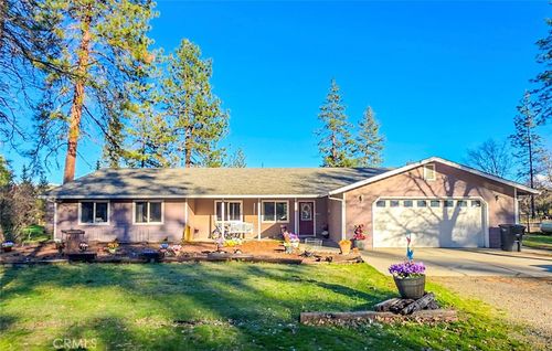 5328 Woodland Dr, Yreka, CA, 96097-9798 | Card Image