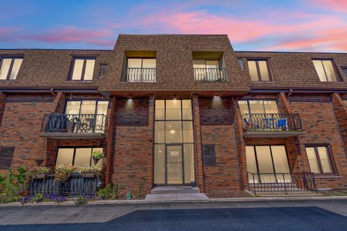 apt-10-9829 Nottingham Ave, Chicago Ridge, IL, 60415-1025 | Card Image