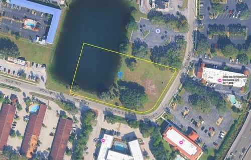 647 67th Street Cir E, Bradenton, FL, 34208-6088 | Card Image