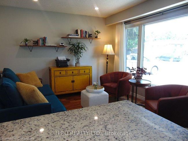 64 Hahn Ave, House other with 3 bedrooms, 2 bathrooms and 3 parking in Cambridge ON | Image 9