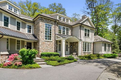 55 Ridge Hill Farm Rd, Wellesley, MA, 02482-7311 | Card Image