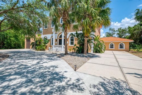 95 Vic Edwards Rd, Sarasota, FL, 34240-8973 | Card Image