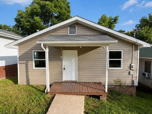 413 15th St, Corbin, KY, 40701-1938 | Card Image
