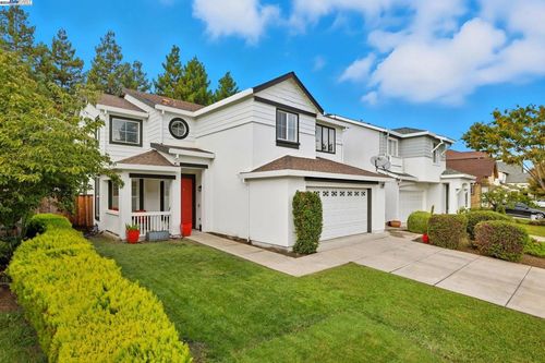 2709 Almanor Dr, Tracy, CA, 95304-5813 | Card Image