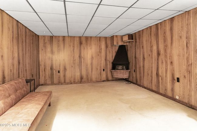 21 Schelly Dr, House other with 4 bedrooms, 3 bathrooms and null parking in Middletown NJ | Image 33