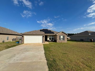 2024 River Birch Trail, House other with 3 bedrooms, 2 bathrooms and null parking in Bauxite AR | Image 2