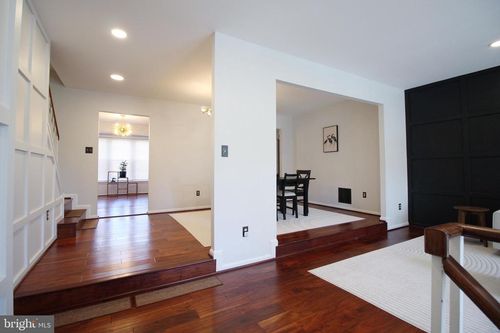 3139 Stratford Ct, OAKTON, VA, 22124-2735 | Card Image