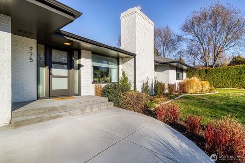 775 Wauna Vista Dr, Walla Walla, WA, 99362-4257 | Card Image