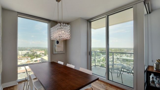 APT-1707 - 300 Bowie St, Condo with 2 bedrooms, 2 bathrooms and 2 parking in Austin TX | Image 22