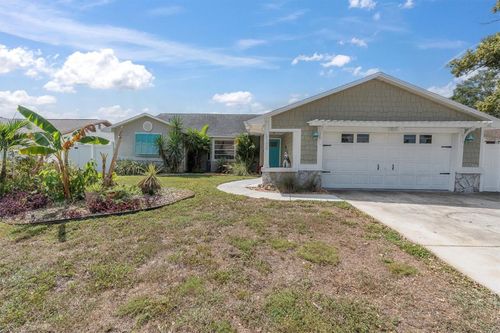 10105 Briar Cir, HUDSON, FL, 34667-6653 | Card Image