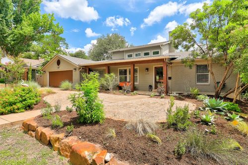 4104 Honeycomb Rock Cir, Austin, TX, 78731-2016 | Card Image