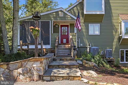 5221 Mountain View Dr, BROAD RUN, VA, 20137-2024 | Card Image