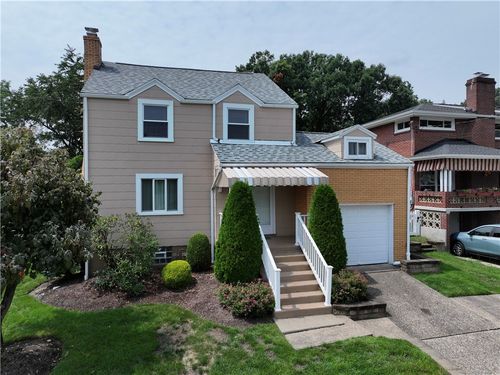 37 Colecrest St, Carnegie, PA, 15106-1733 | Card Image