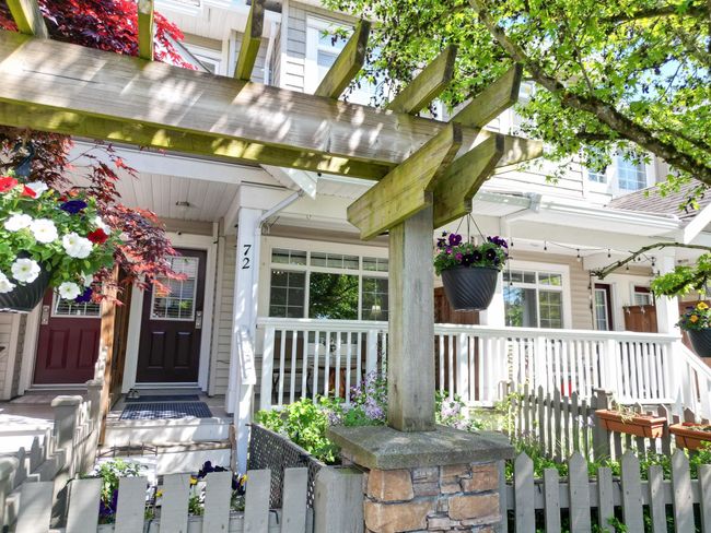 72 - 6852 193 Street, Townhouse with 3 bedrooms, 2 bathrooms and 1 parking in Surrey BC | Image 2