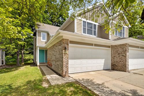2445 Mulberry Ct, Ann Arbor, MI, 48104-6389 | Card Image