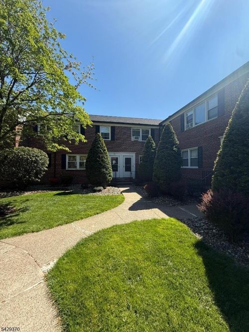 b7-364 Orange Rd, Montclair, NJ, 07042-4358 | Card Image