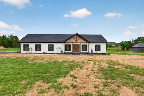 172 Bilbrey Rd, Livingston, TN, 38570-6002 | Card Image