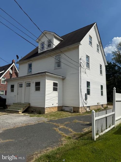 2125 Oakland Rd, MIDDLE RIVER, MD, 21220-4725 | Card Image