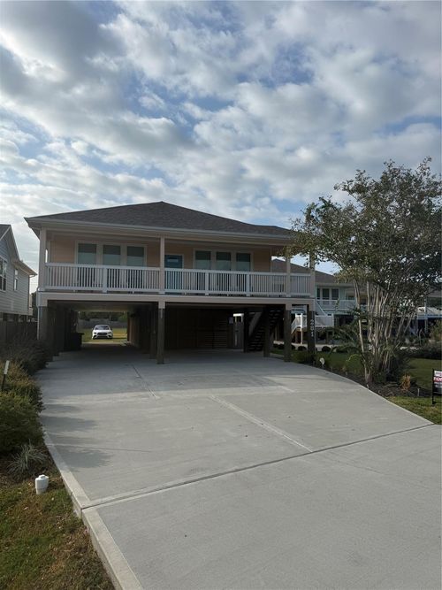 281 Bay Oaks Dr, La Porte, TX, 77571-7005 | Card Image