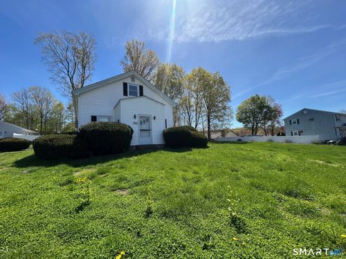 183 South St, Vernon, CT, 06066-8402 | Card Image