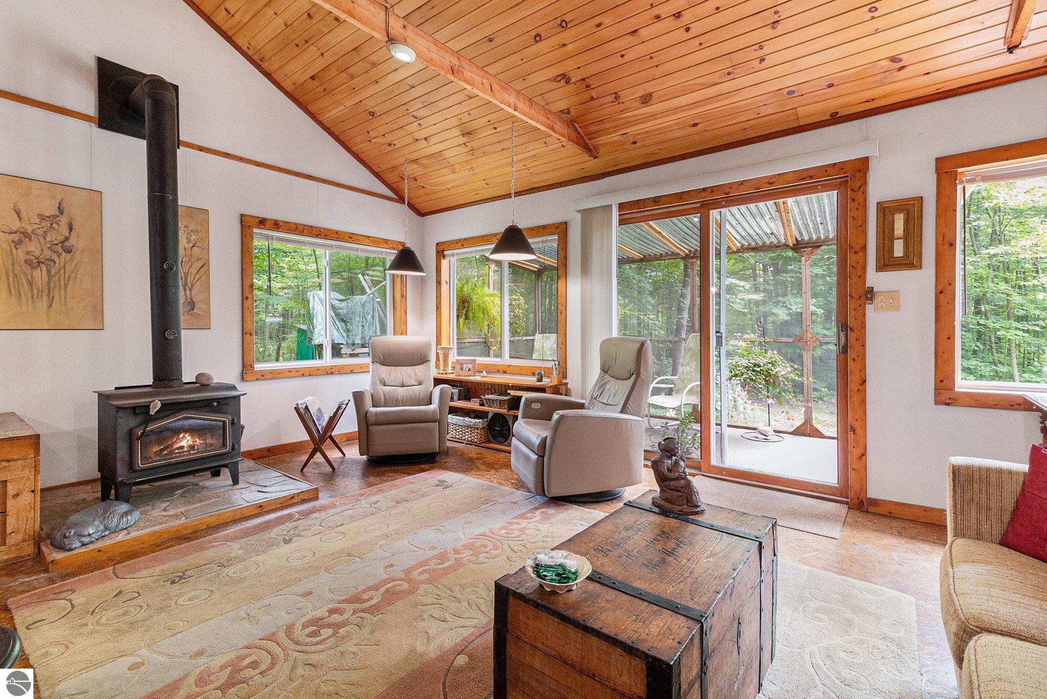 Aylsworth Rd, Beulah, MI 49617
