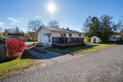 62 Kent St, Campbellford, ON, K0L1L0 | Card Image