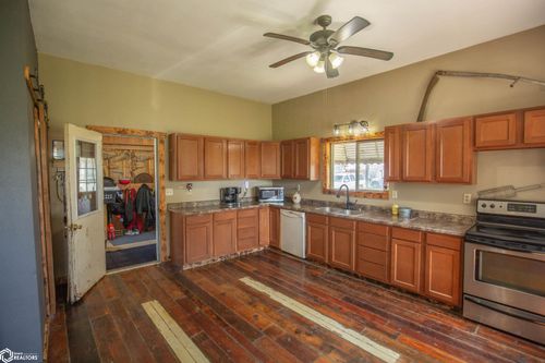 1403 300th St, Burt, IA, 50522-8558 | Card Image