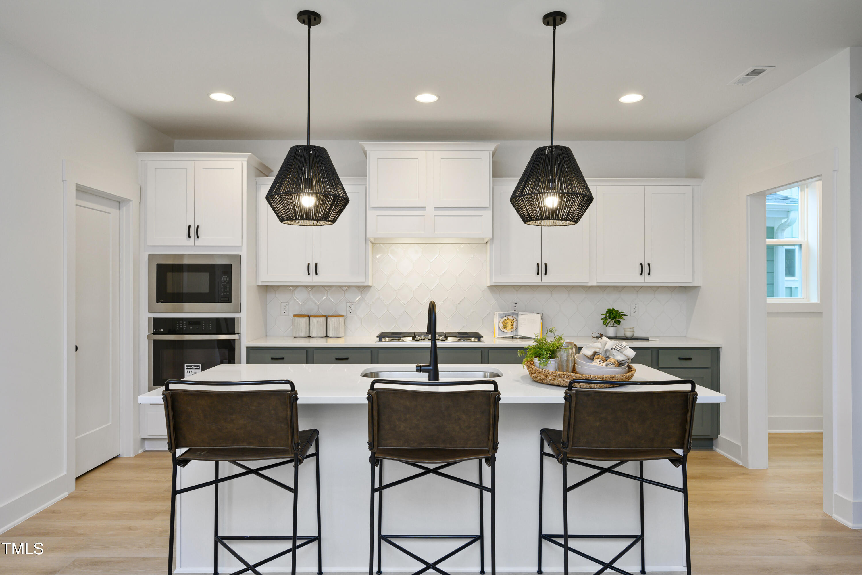 Mindees Ln, Pittsboro, NC 27312