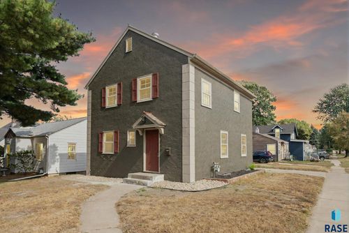 418 S West Ave Avenue, Sioux Falls, SD, 57104 | Card Image