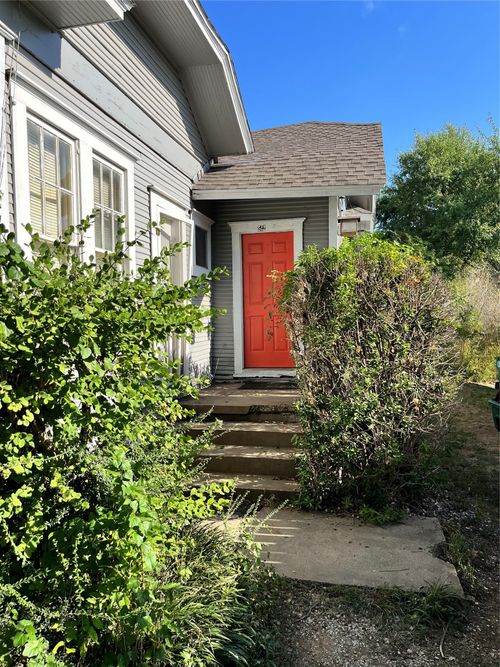 512 Pearl St, Denton, TX, 76201-9052 | Card Image
