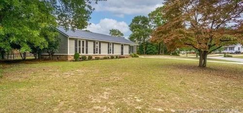 820 Algood Ave, Hope Mills, NC, 28348-9672 | Card Image