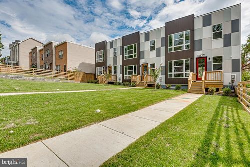3830 1st St Se, WASHINGTON, DC, 20032-2345 | Card Image