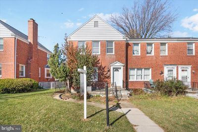 8160 Loch Raven Boulevard, Townhouse with 3 bedrooms, 2 bathrooms and null parking in TOWSON MD | Image 2