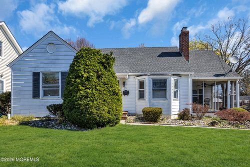 23 Spring St, Freehold, NJ, 07728-1843 | Card Image