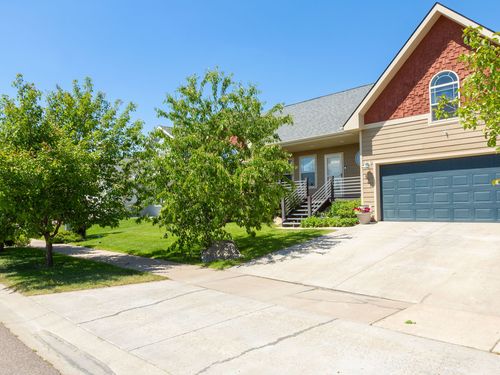 521 Evening Star Ln, Columbia Falls, MT, 59912-4356 | Card Image