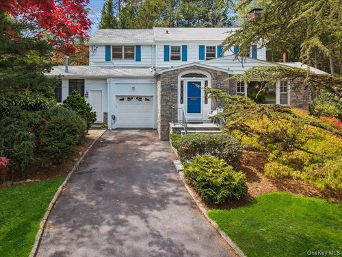 22 Lafayette Rd, Larchmont, NY, 10538-1940 | Card Image