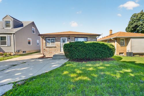 3413 S 2nd St, Milwaukee, WI, 53207-3235 | Card Image