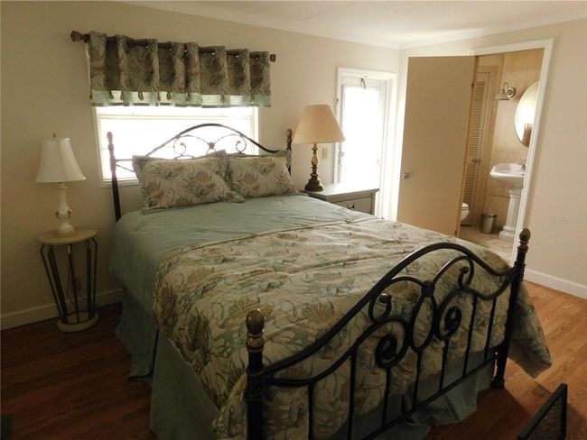 Primary Bedroom | Image 7