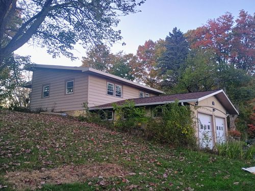 14985 157th Ave, Big Rapids, MI, 49307-9583 | Card Image