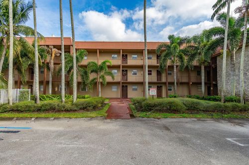 apt-314-120 Sparrow Dr, Royal Palm Beach, FL, 33411-1623 | Card Image