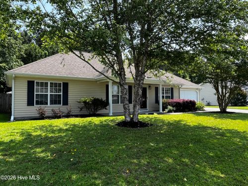 129 Pella Ln, New Bern, NC, 28562-2263 | Card Image