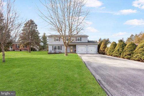 857 Hancock Dr, GETTYSBURG, PA, 17325-8960 | Card Image