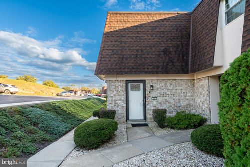 c2-2 Alpine Ct, READING, PA, 19606 | Card Image