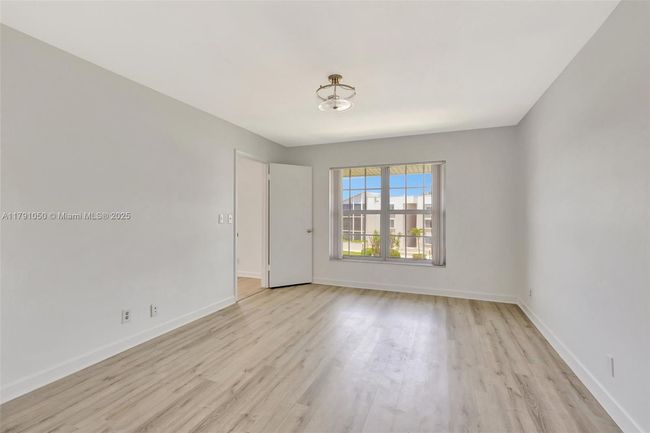 APT-316 - 5540 Tamberlane Cir, Condo with 2 bedrooms, 2 bathrooms and null parking in Palm Beach Gardens FL | Image 25